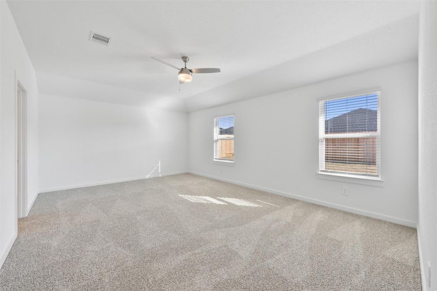 Spacious, unfurnished interior of a new home in Tamarron, Fulshear (Image 37). Spacious, unfurnished interior of a new home in Tamarron, Fulshear (Image 37).