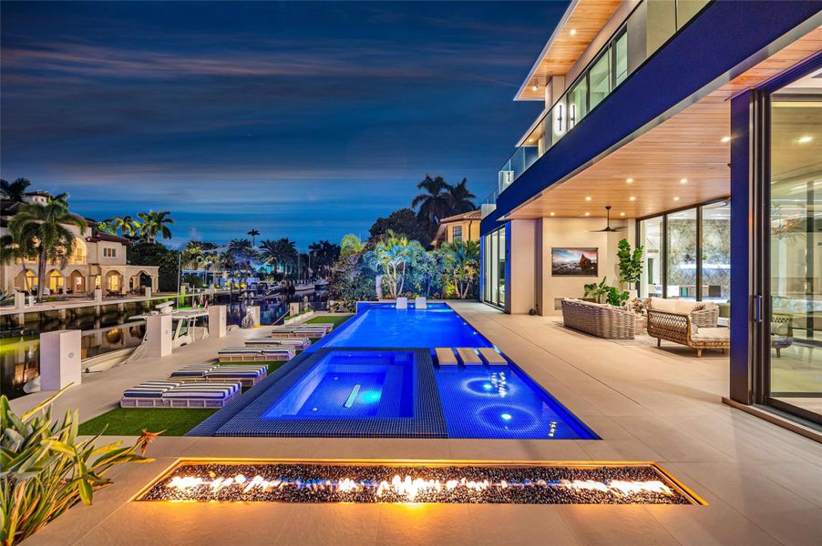 Exterior details and patio area of a home in , Fort Lauderdale (Image 35). Exterior details and patio area of a home in , Fort Lauderdale (Image 35).