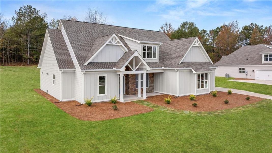 Exterior details and patio area of a home in , Jefferson (Image 3).