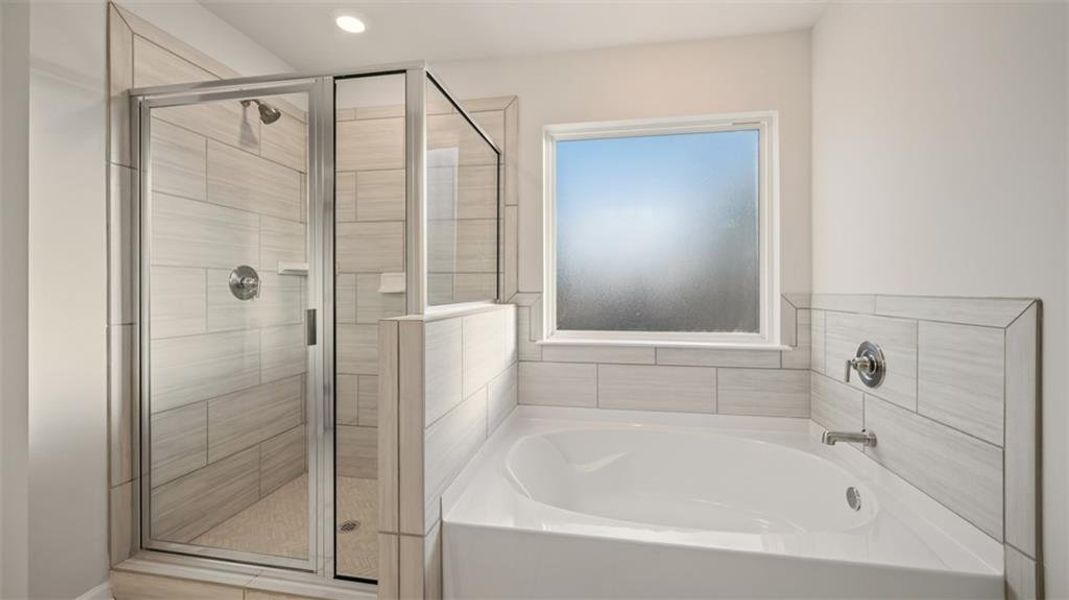 Furnished interior view inside a new home in Water Oak Estates, Lawrenceville (Image 14).