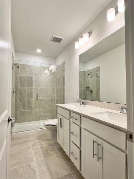 Furnished interior view inside a new home in Parkside Trails, Clermont (Image 13).