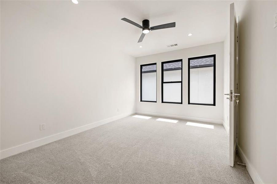 Spacious, unfurnished interior of a new home in , Irving (Image 32). Spacious, unfurnished interior of a new home in , Irving (Image 32).
