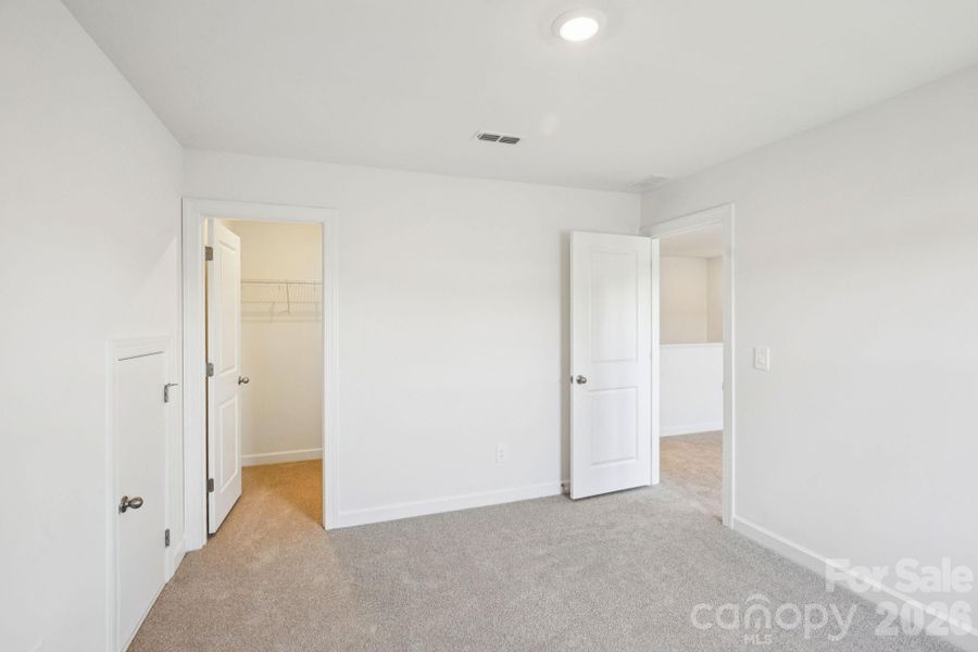 Photo is not of the actual home but is an inspirational photo of builder’s model home and may depict options, furnishings, and/or decorator features that are not included.