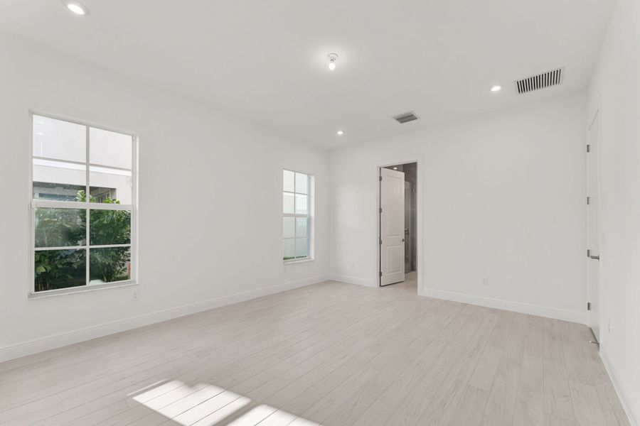 Representative unfurnished interior of a home built from the Zinnia by Mattamy Homes in Newfield, Palm City (Image 14).