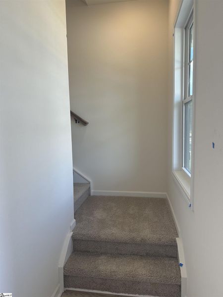 Spacious, unfurnished interior of a new home in Shiloh Trail, Wellford (Image 18).