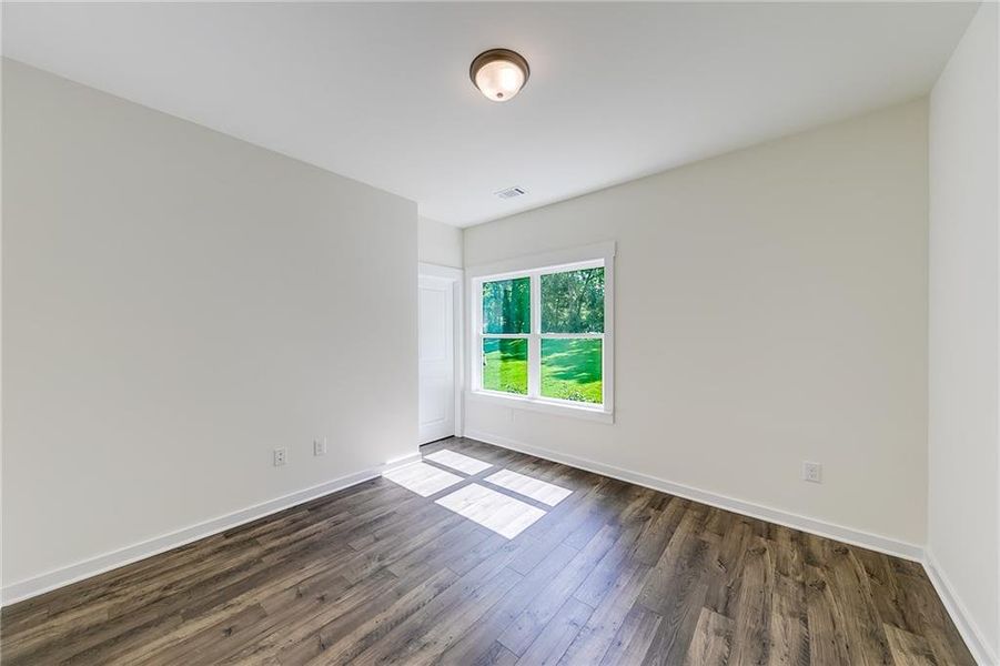 Spacious, unfurnished interior of a new home in , Jefferson (Image 28).