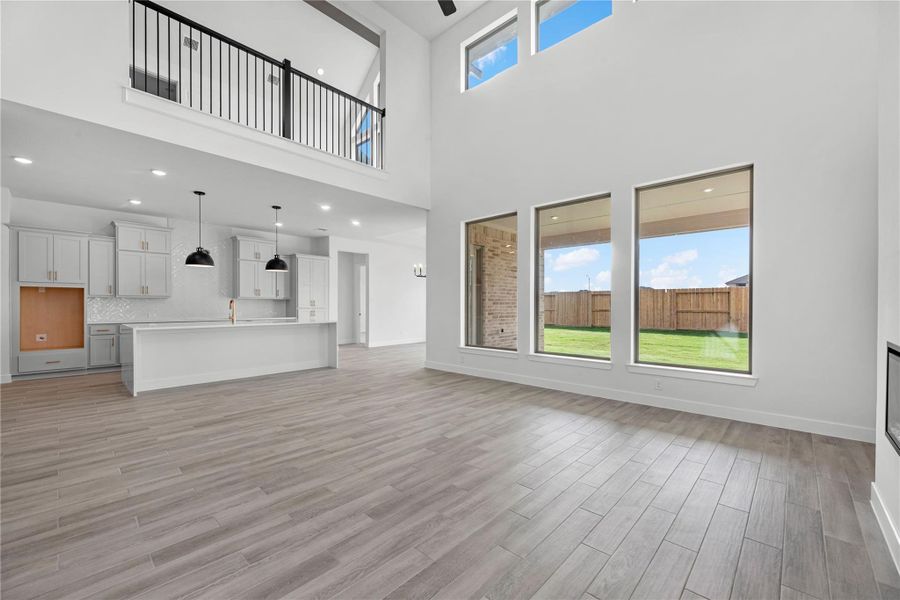 Spacious, unfurnished interior of a new home in Candela, Richmond (Image 11).