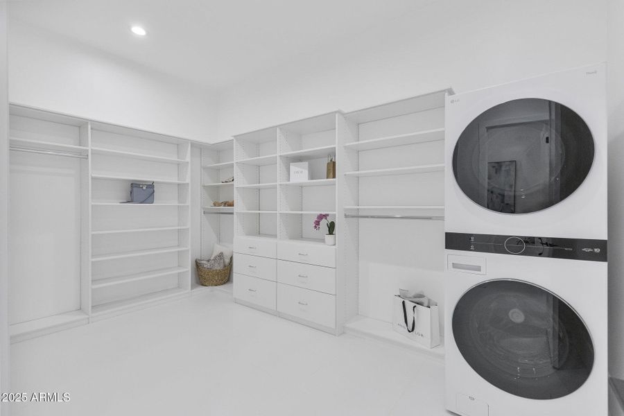 Owner's Suite closet 1