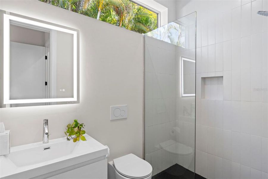 Furnished interior view inside a new home in , Belleair (Image 49).