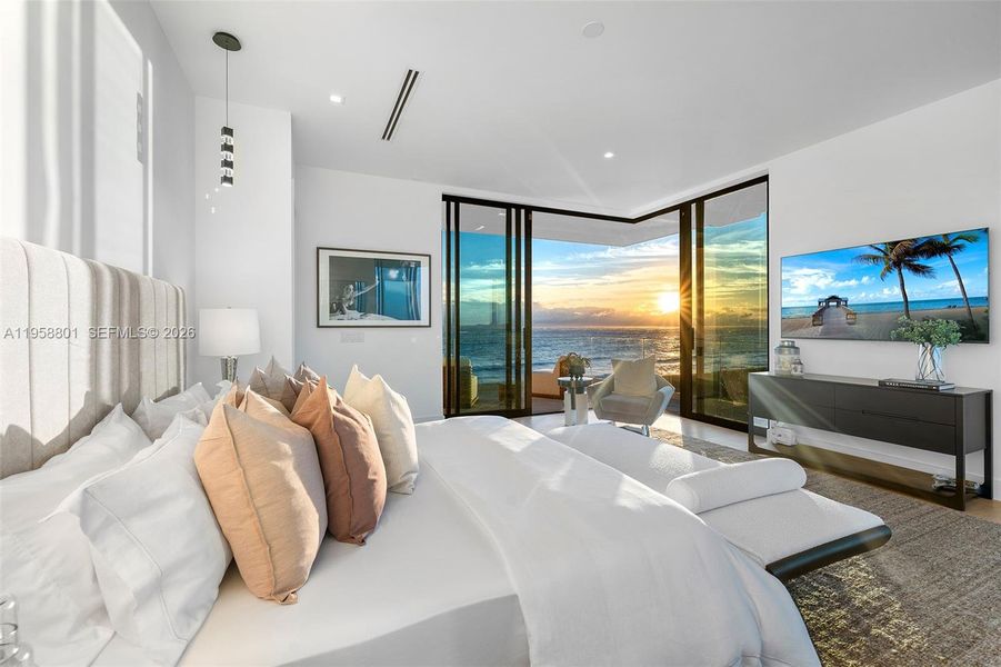 Furnished interior view inside a new home in , Fort Pierce (Image 17).