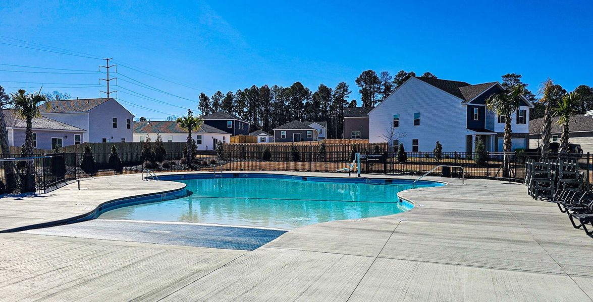 Community amenities in , Columbia (Image 37).