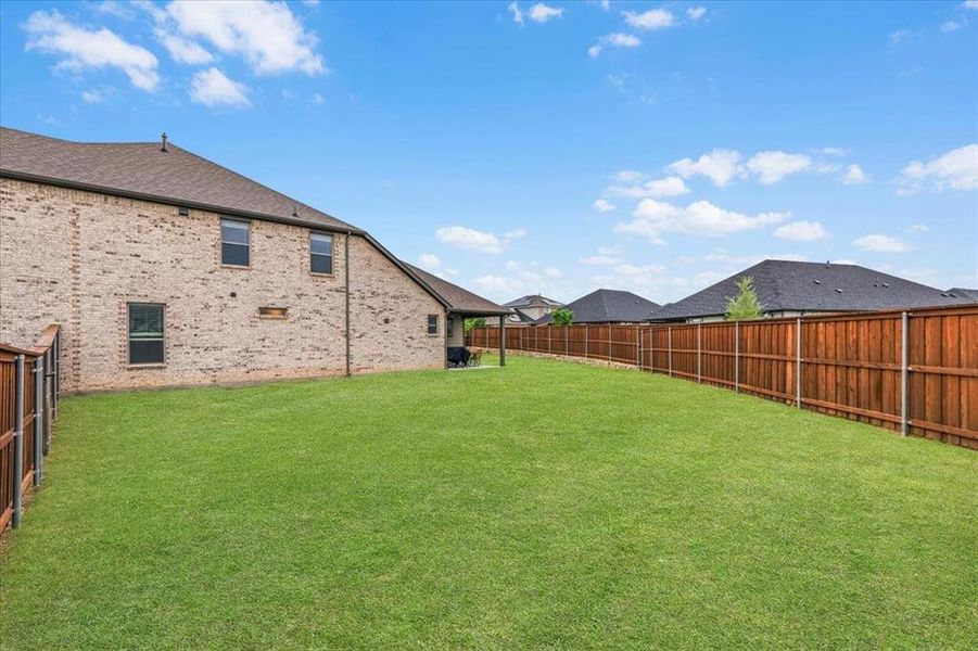 Exterior details and patio area of a home in , Fort Worth (Image 3).