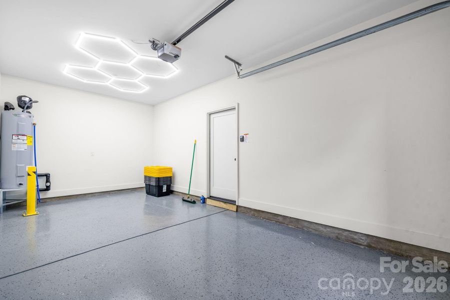Spacious, unfurnished interior of a new home in , Charlotte (Image 34).