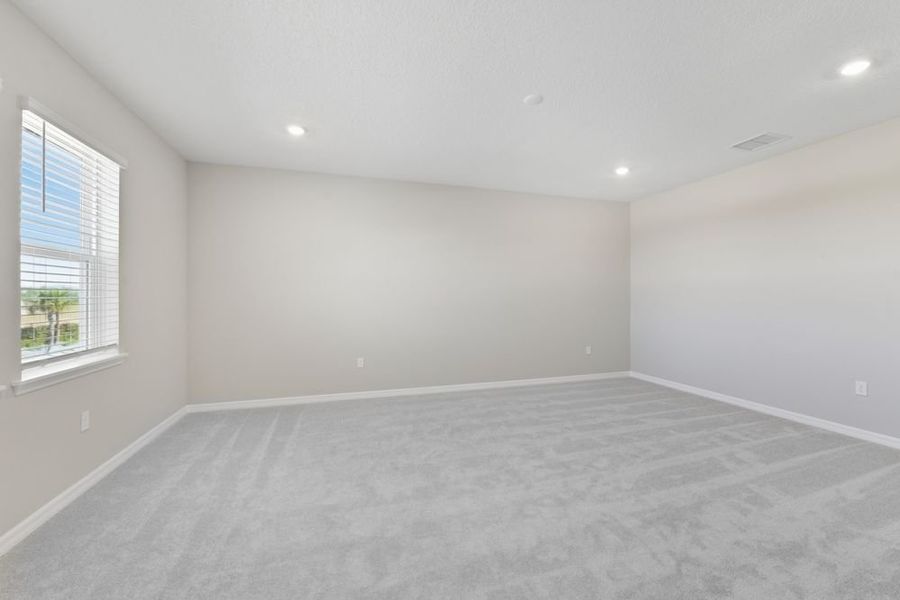 Spacious, unfurnished interior of a new home in Skye Ranch Community Group Page, Sarasota (Image 12).
