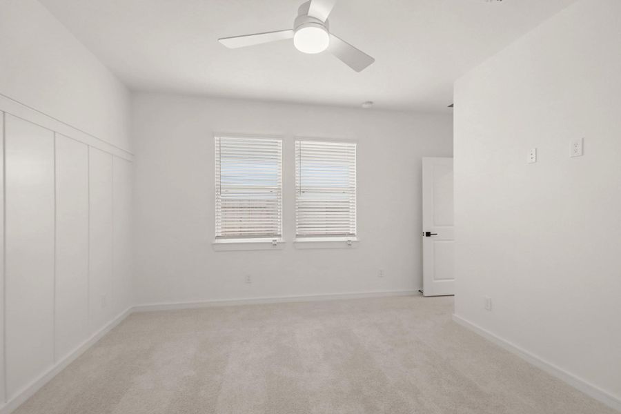 Spacious primary suite (*Photo not of actual home and used for illustration purposes only.)