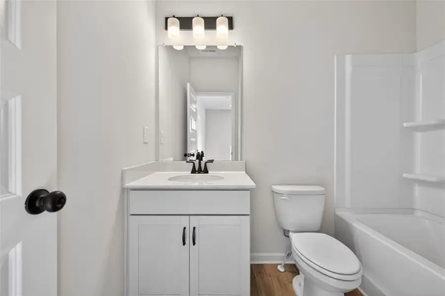 Furnished interior view inside a new home in Franklin Manor, Lawrenceville (Image 60).
