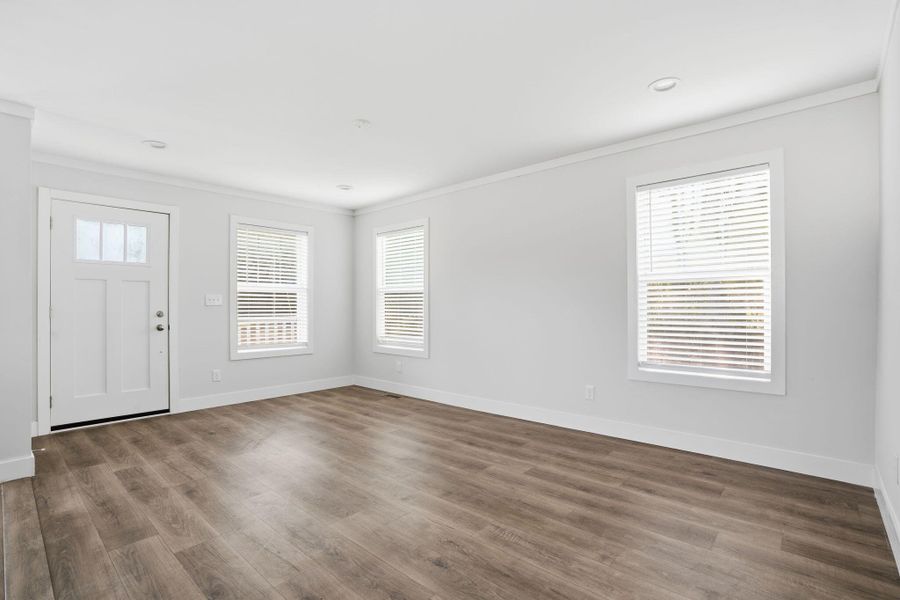 Spacious, unfurnished interior of a new home in , Conway (Image 10).