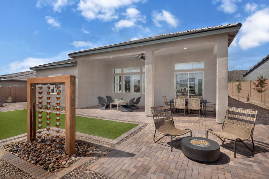 Oxford Model Home - Backyard