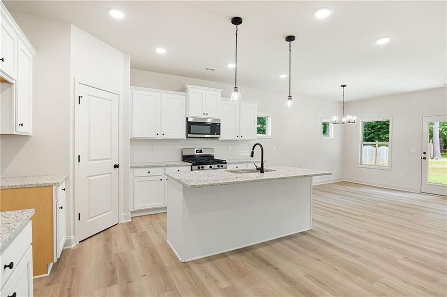 Furnished interior view inside a new home in , Dallas (Image 14).