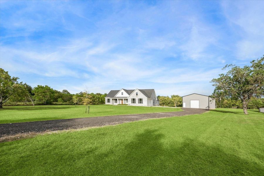 Image 28 of a home in .