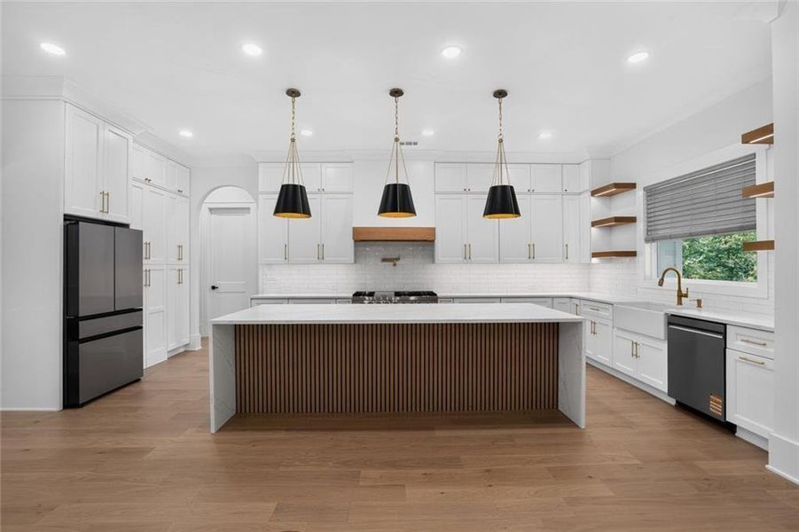 Furnished interior view inside a new home in , Bethlehem (Image 50).