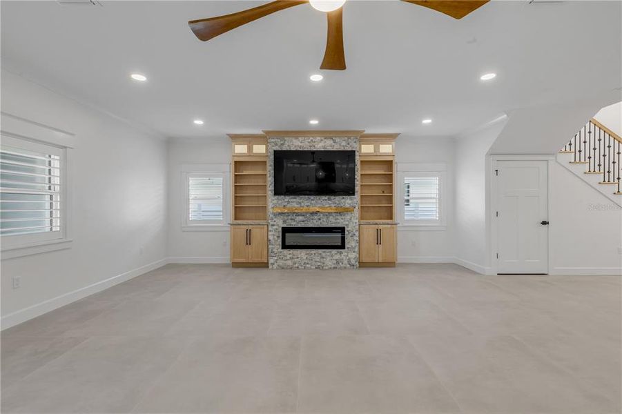 Spacious, unfurnished interior of a new home in , New Smyrna Beach (Image 77).