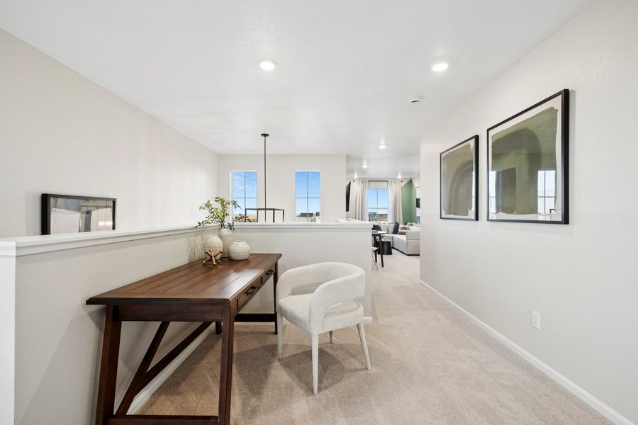 Representative furnished interior of a home built from the Summit by Taylor Morrison in Lake Bluff, Greeley (Image 19).