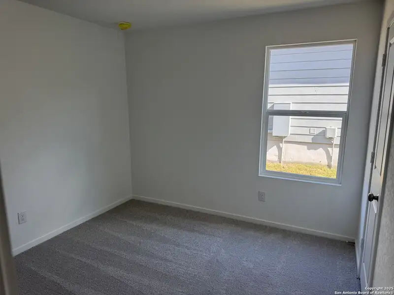 Spacious, unfurnished interior of a new home in Kyndwood: Cottage Collection, New Braunfels (Image 8). Spacious, unfurnished interior of a new home in Kyndwood: Cottage Collection, New Braunfels (Image 8).