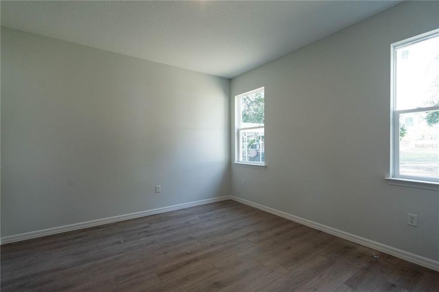 Spacious, unfurnished interior of a new home in , Tavares (Image 25).