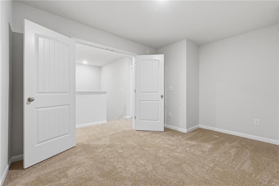Spacious, unfurnished interior of a new home in Concord Oaks, Powder Springs (Image 17).