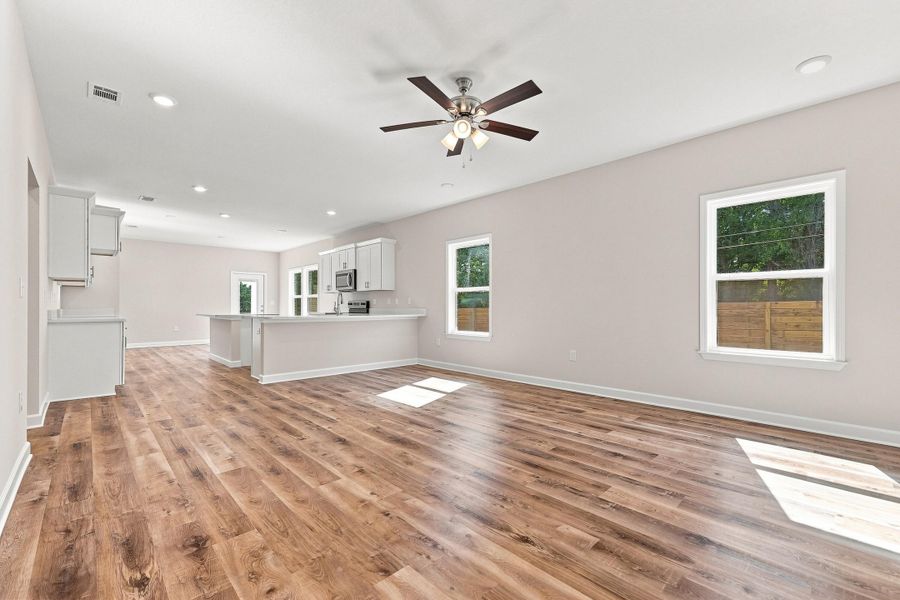 101 horizon way-7