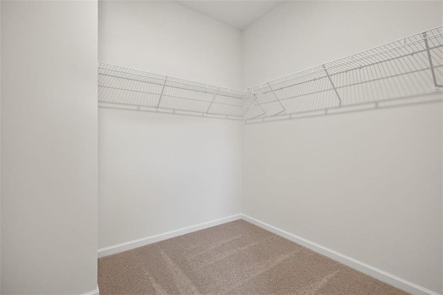 Spacious, unfurnished interior of a new home in Longbrooke, Rome (Image 39).