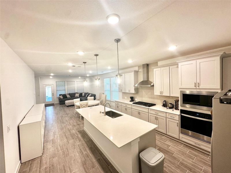 Furnished interior view inside a new home in , Tomball (Image 5).