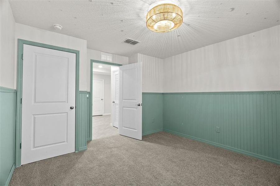 Spacious, unfurnished interior of a new home in Pine Creek, Spring Hill (Image 28).