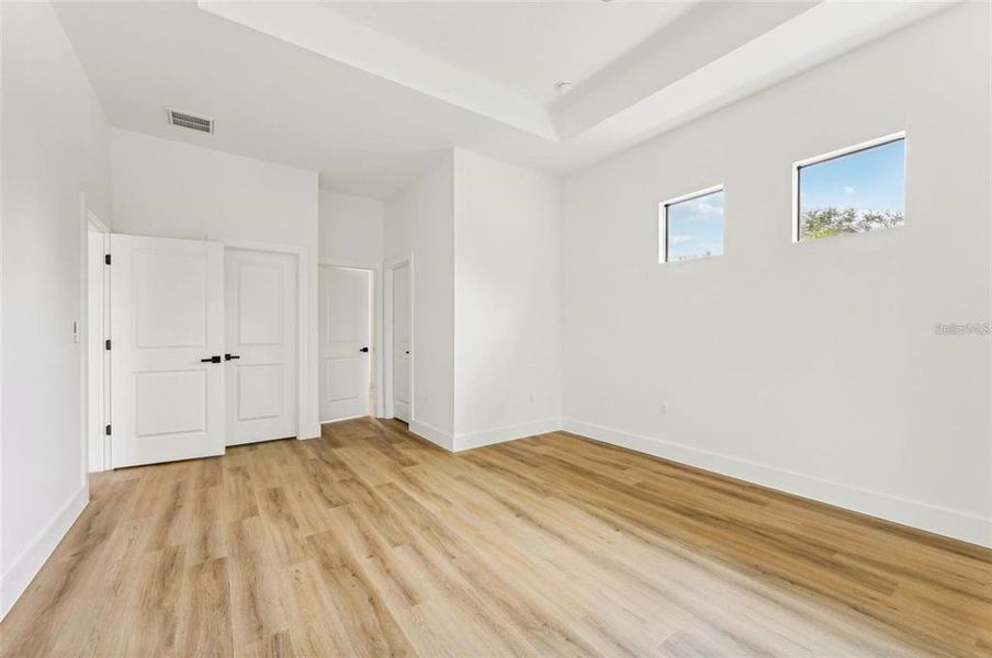 Spacious, unfurnished interior of a new home in , North Port (Image 18). Spacious, unfurnished interior of a new home in , North Port (Image 18).