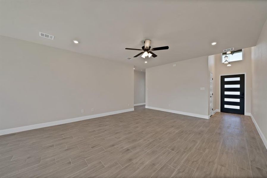 Spacious, unfurnished interior of a new home in , Runaway Bay (Image 26). Spacious, unfurnished interior of a new home in , Runaway Bay (Image 26).