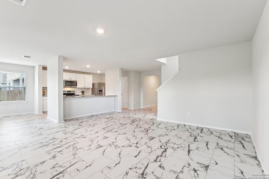 Spacious, unfurnished interior of a new home in Solana Ridge, San Antonio (Image 12). Spacious, unfurnished interior of a new home in Solana Ridge, San Antonio (Image 12).