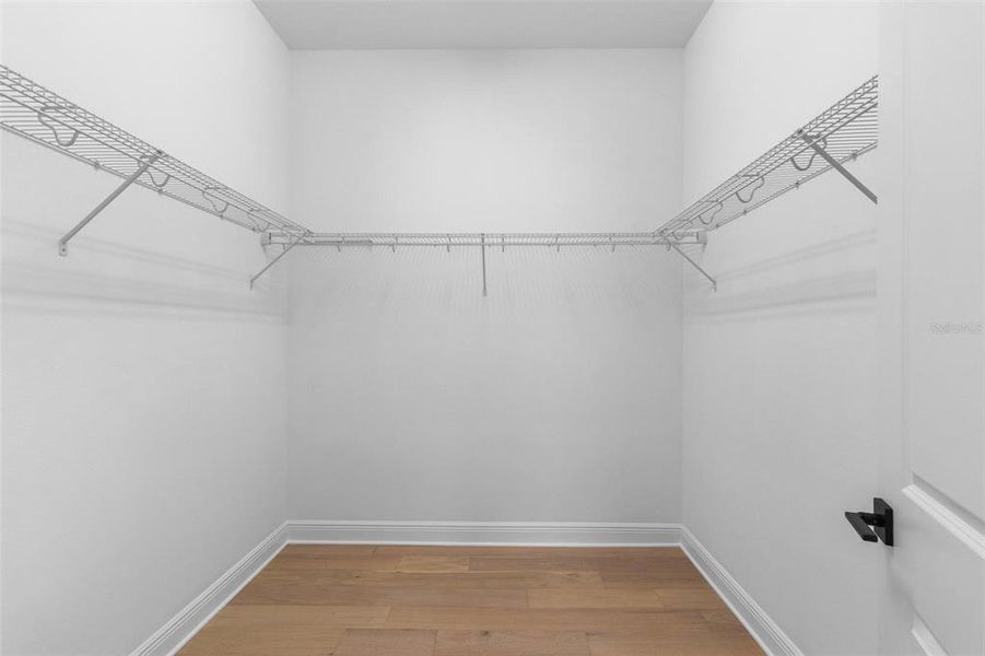 Spacious, unfurnished interior of a new home in , Tampa (Image 16).