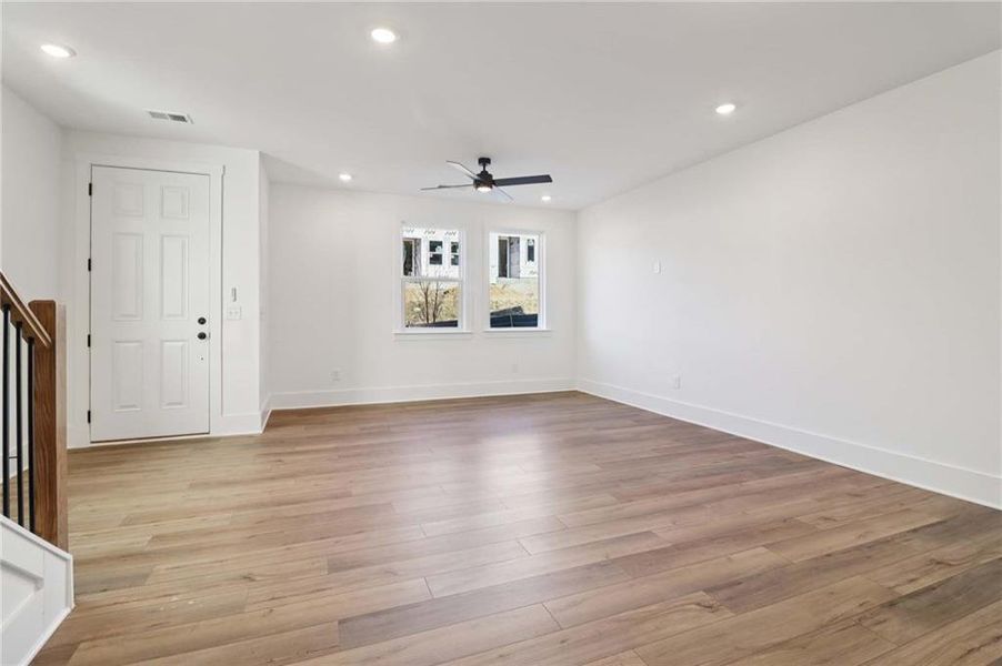 Spacious, unfurnished interior of a new home in Park Vue, Atlanta (Image 17).
