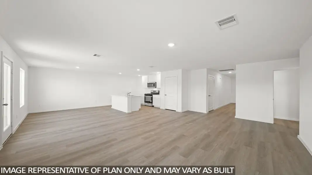 Representative unfurnished interior of a home built from the Chisholm by D.R. Horton in Audra Oaks, Denton (Image 14).