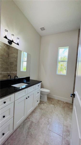 Spacious, unfurnished interior of a new home in , Labelle (Image 20).