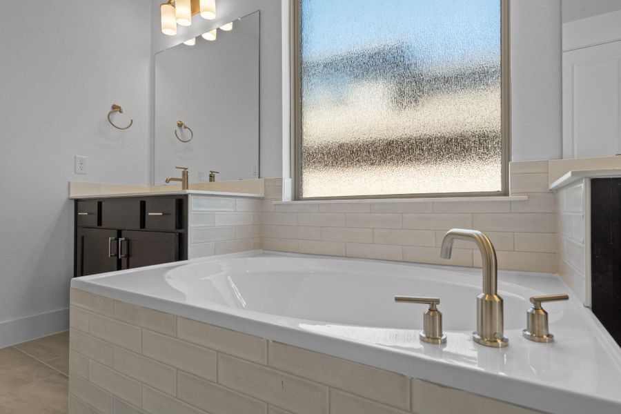 Garden Tub in Primary Bath