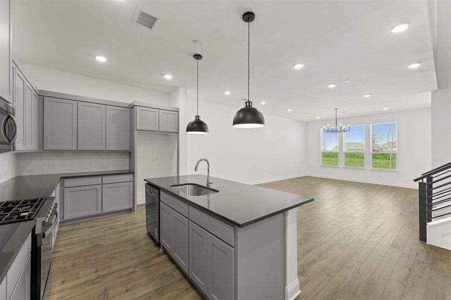 11. 3908 Keya - Kitchen (4)