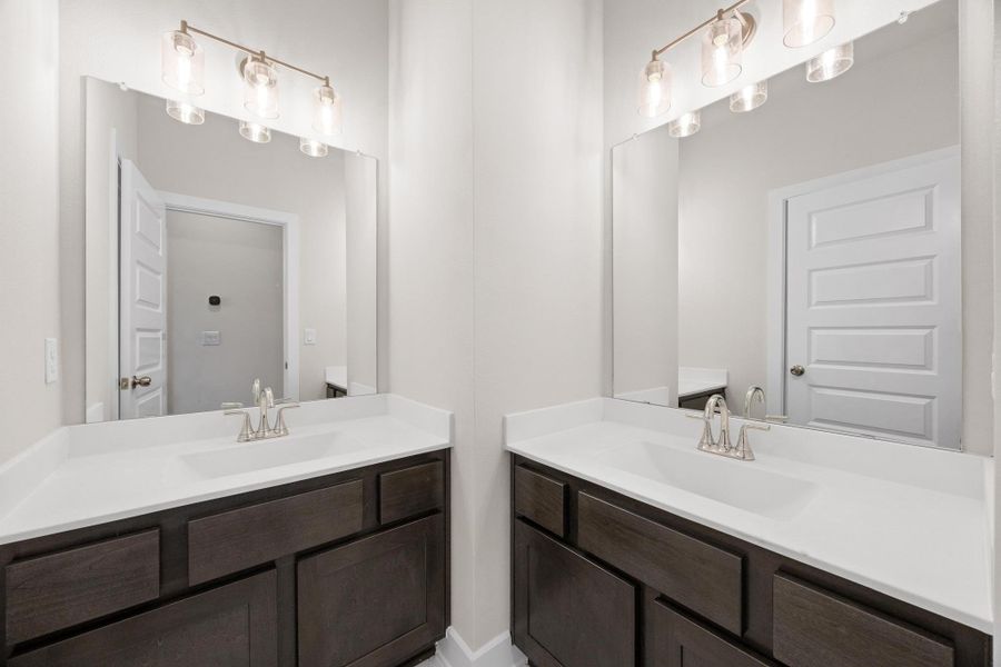 Furnished interior view inside a new home in Parmer Ranch, Georgetown (Image 13).