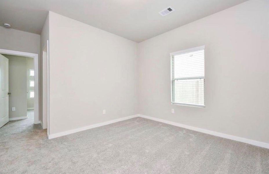 Spacious, unfurnished interior of a new home in Arabella on the Prairie, Richmond (Image 14).