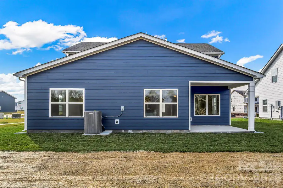 Digital pictures similar Digital pictures similar