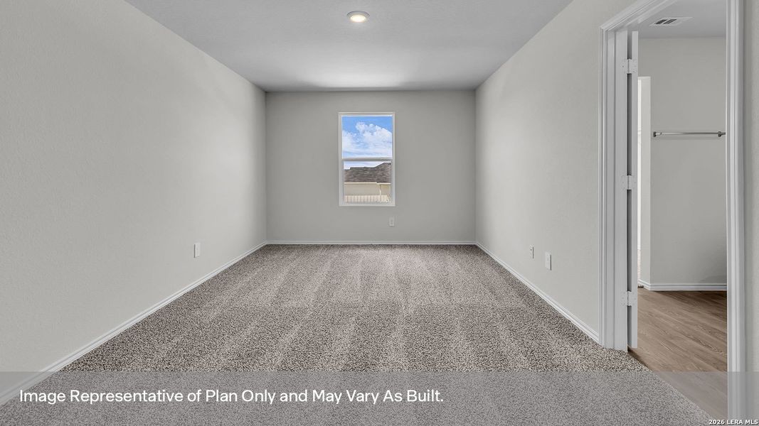 Spacious, unfurnished interior of a new home in , Luling (Image 20).