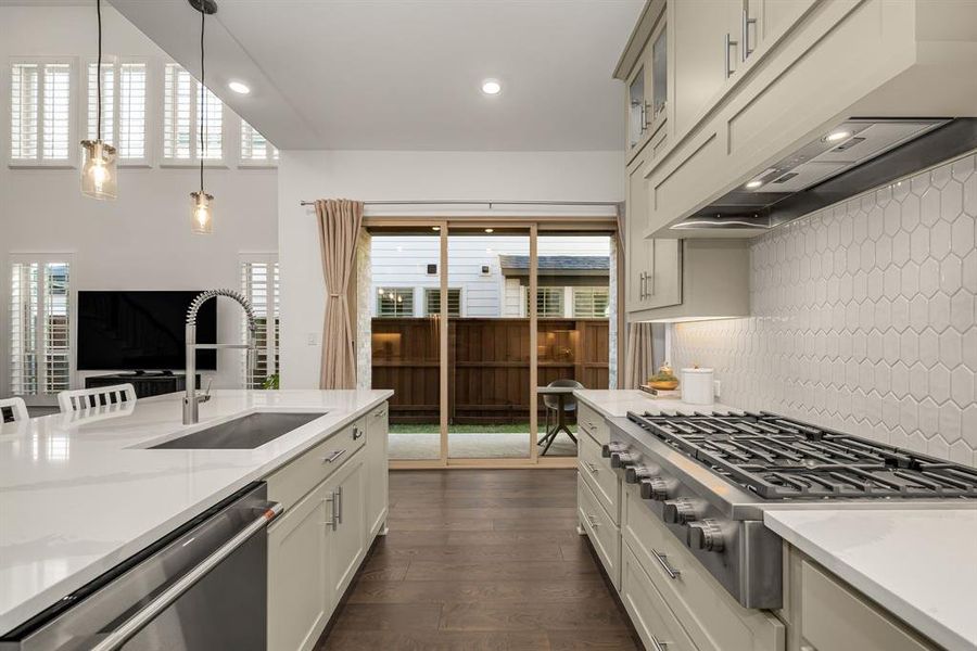 Furnished interior view inside a new home in Fields Villas - Darling Homes, Frisco (Image 7). Furnished interior view inside a new home in Fields Villas - Darling Homes, Frisco (Image 7).