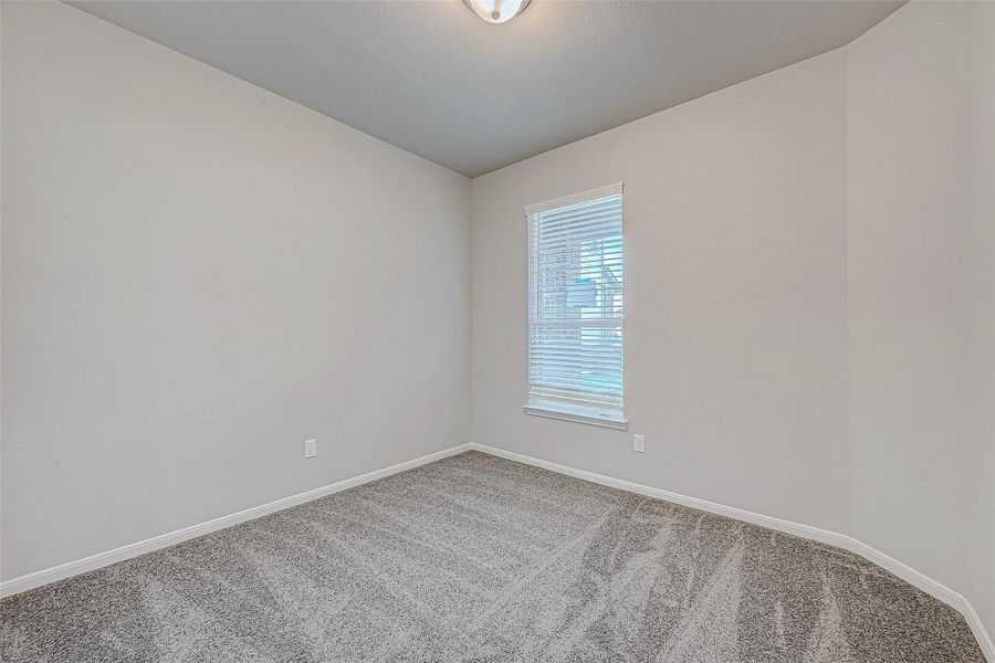 Spacious, unfurnished interior of a new home in Mill Creek Trails, Magnolia (Image 20).