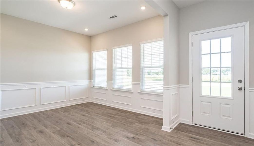 Spacious, unfurnished interior of a new home in Sagebrook, Powder Springs (Image 10).